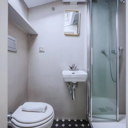 Con Piscina Riscaldata Vicina Al Centro Vila